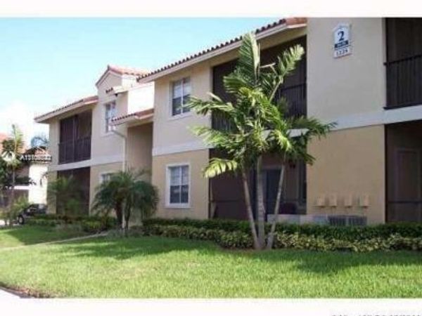 1239 SW 46th Avenue, Unit 906, Pompano Beach, FL 33069