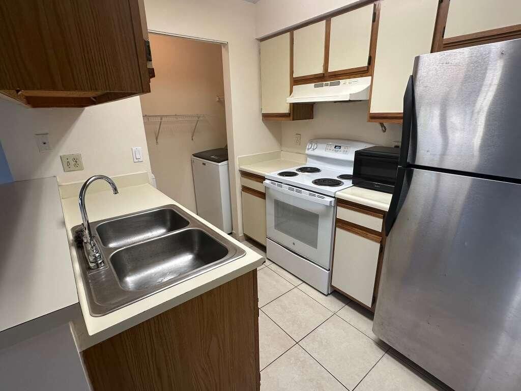 1239 SW 46th Avenue, Unit 906, Pompano Beach, FL 33069 Photo