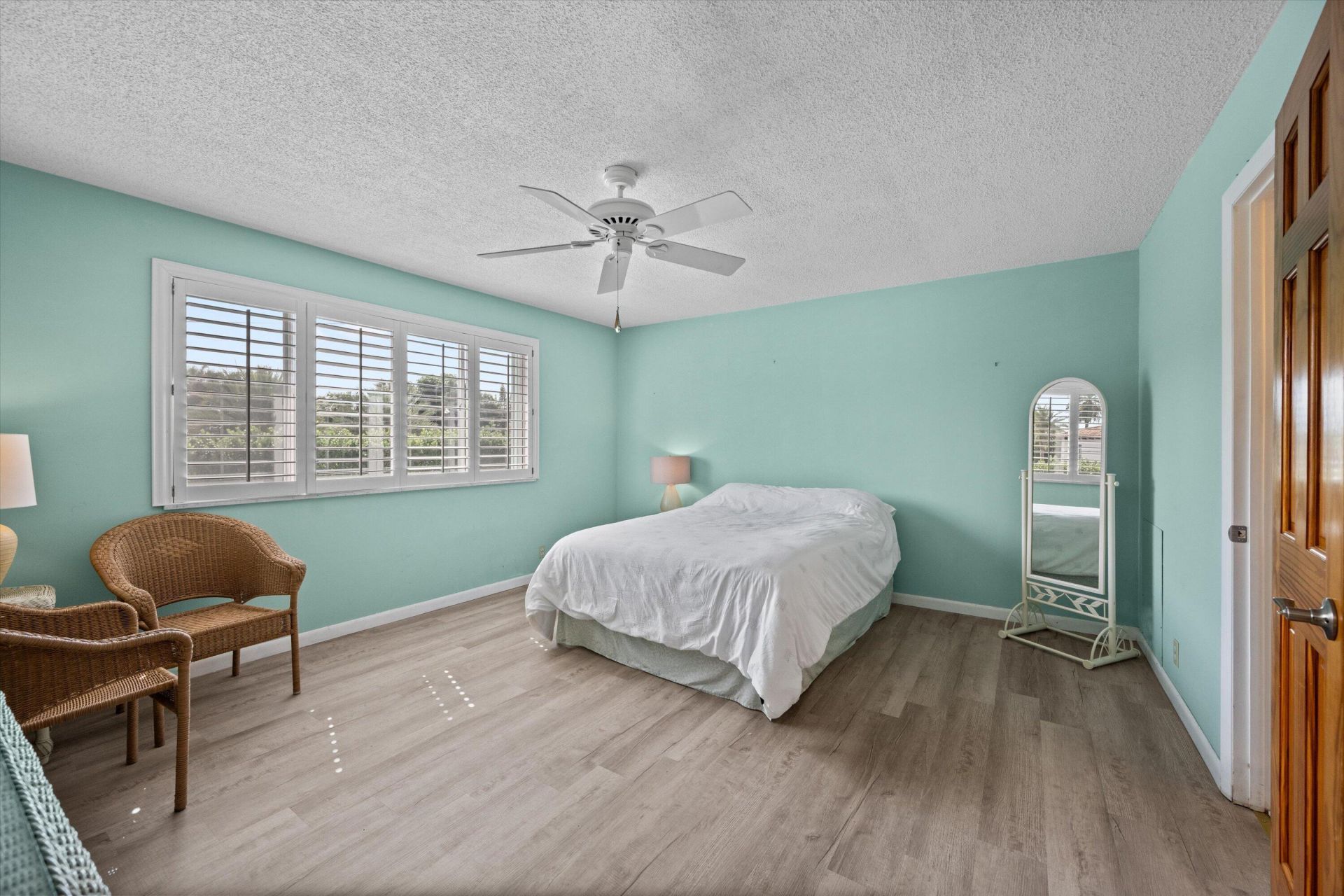 421 S Lakeside Drive, Unit 10, Lake Worth Beach, FL 33460 Photo