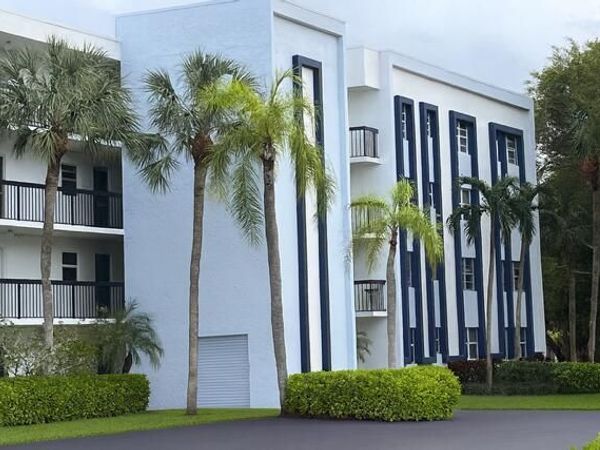 6200 NW 2nd Avenue, Unit 415, Boca Raton, FL 33487