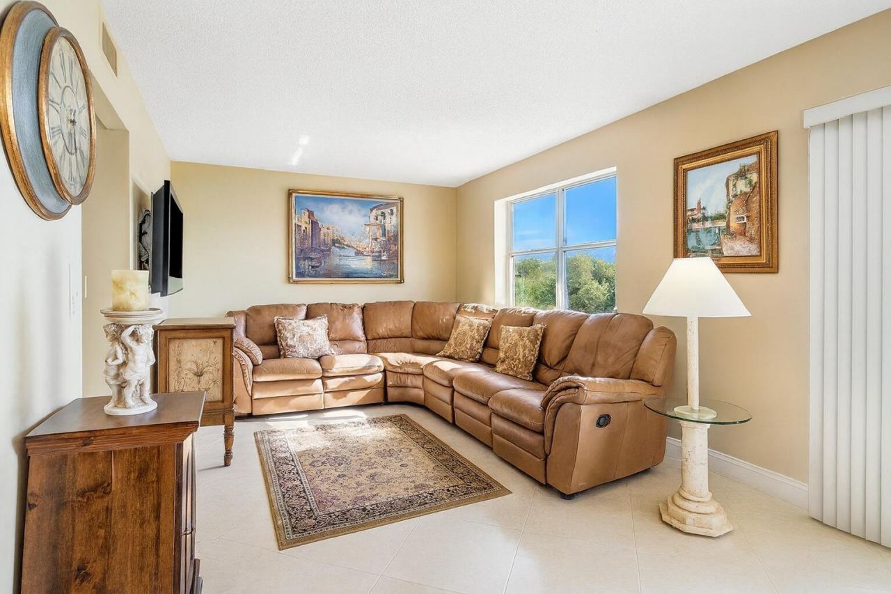 6200 NW 2nd Avenue, Unit 415, Boca Raton, FL 33487 Photo