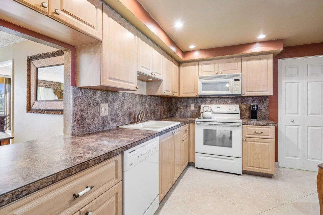 6200 NW 2nd Avenue, Unit 415, Boca Raton, FL 33487 Photo