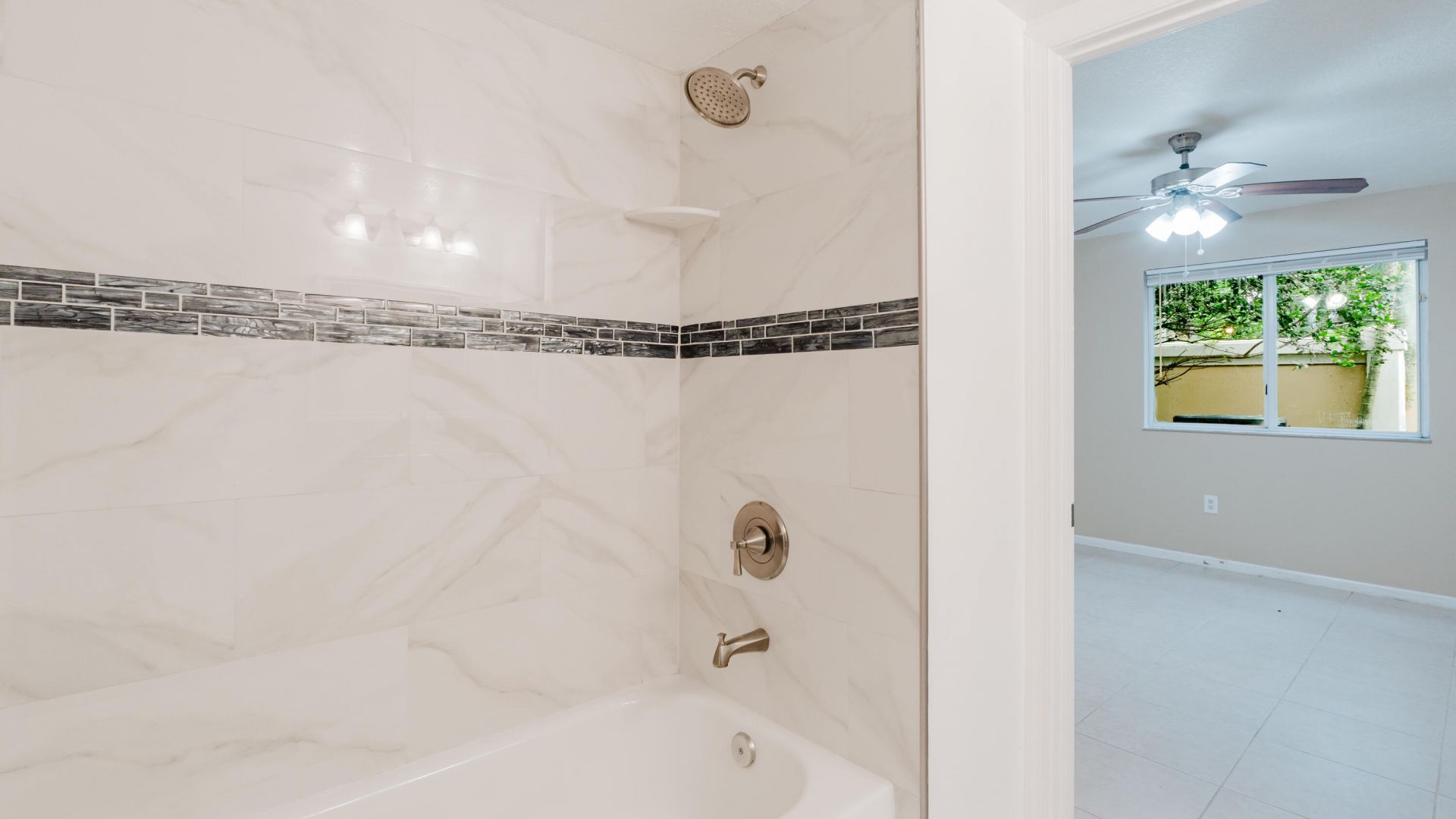 3760 N Jog Road, Unit 101, West Palm Beach, FL 33411 Photo