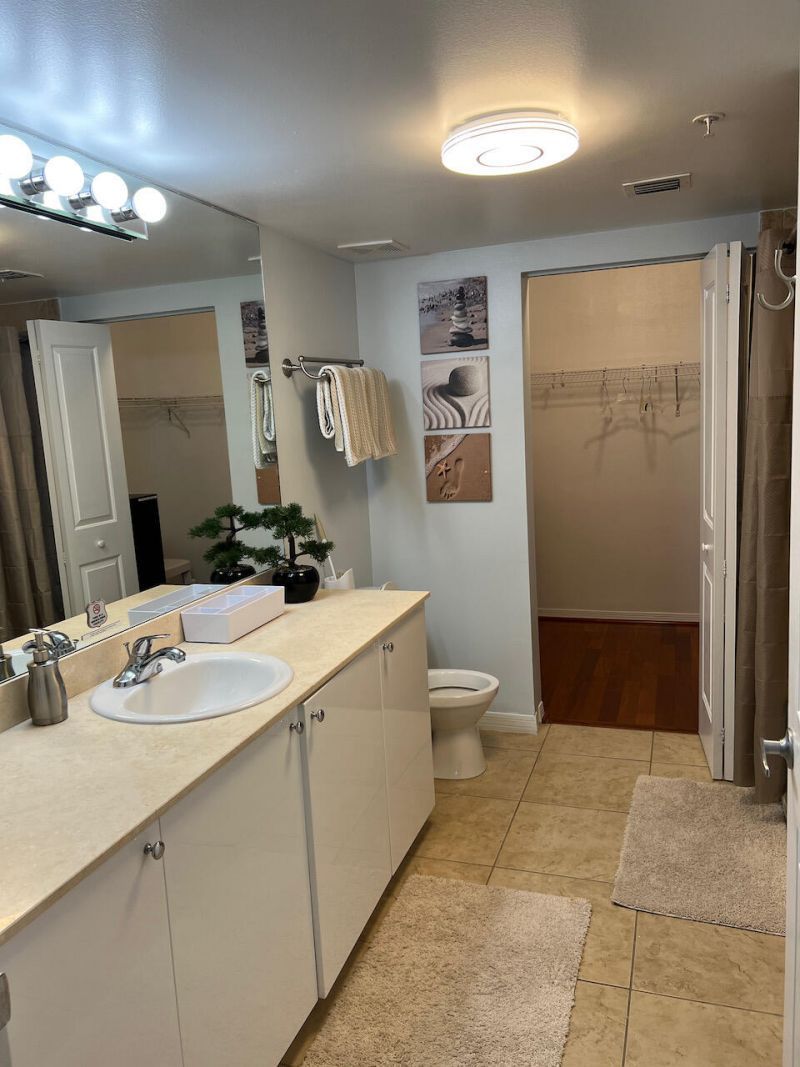 600 S Dixie Highway, Unit 522, West Palm Beach, FL 33401 Photo