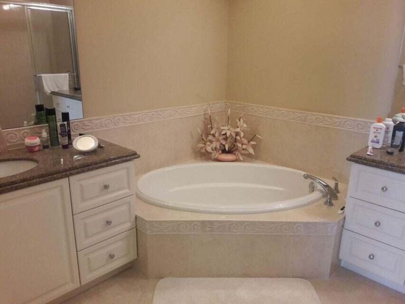 4 Harbour Isle Drive E, Unit Ph-4, Fort Pierce, FL 34949 Photo