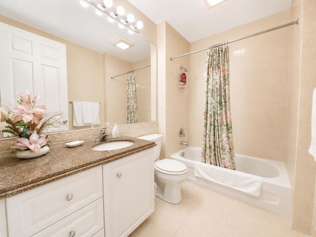 4 Harbour Isle Drive E, Unit Ph-4, Fort Pierce, FL 34949 Photo