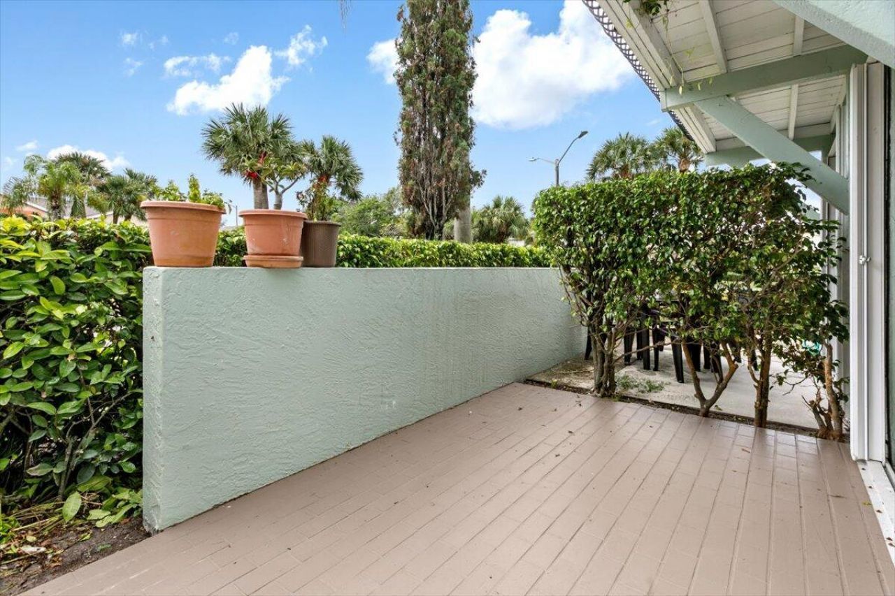 700 Waterside Drive, Hypoluxo, FL 33462 Photo