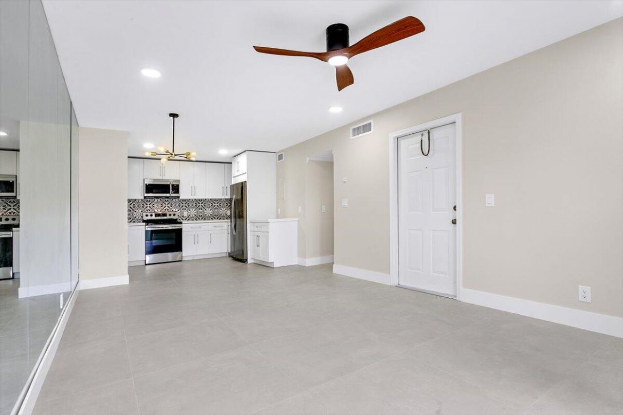 700 Waterside Drive, Hypoluxo, FL 33462 Photo