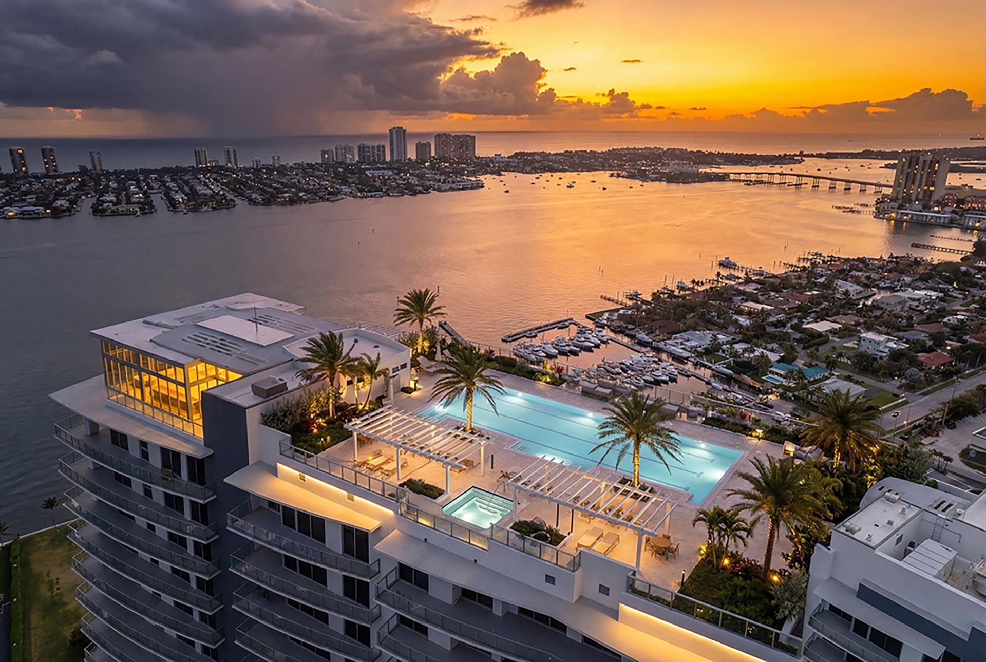 220 Lake Shore Drive, Unit 1011, Lake Park, FL 33403 Photo