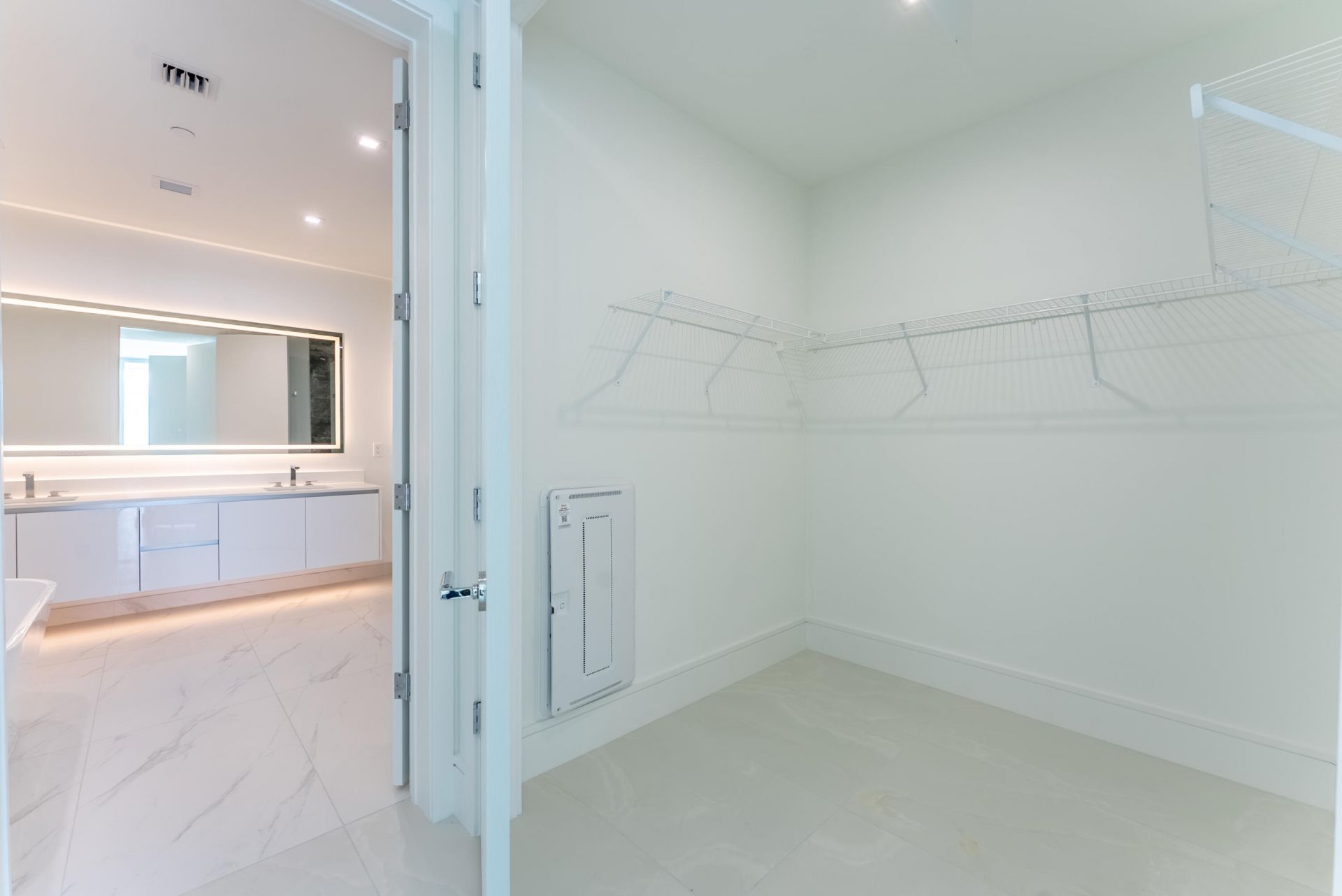 220 Lake Shore Drive, Unit 1011, Lake Park, FL 33403 Photo
