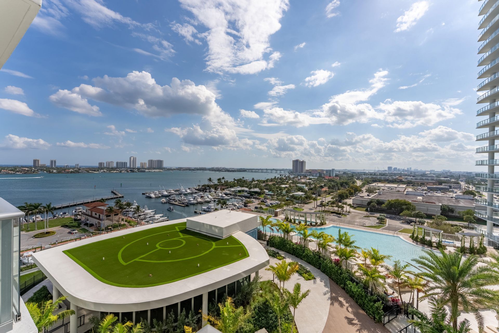 220 Lake Shore Drive, Unit 1011, Lake Park, FL 33403 Photo
