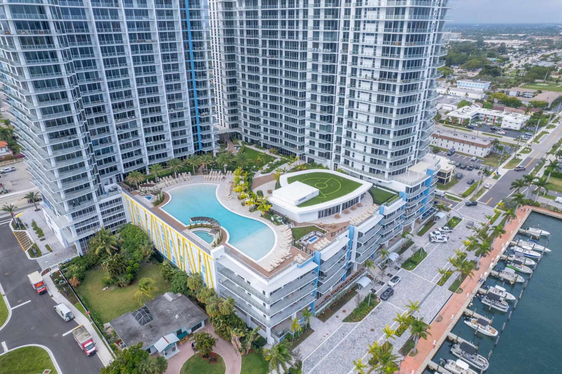 220 Lake Shore Drive, Unit 1011, Lake Park, FL 33403 Photo