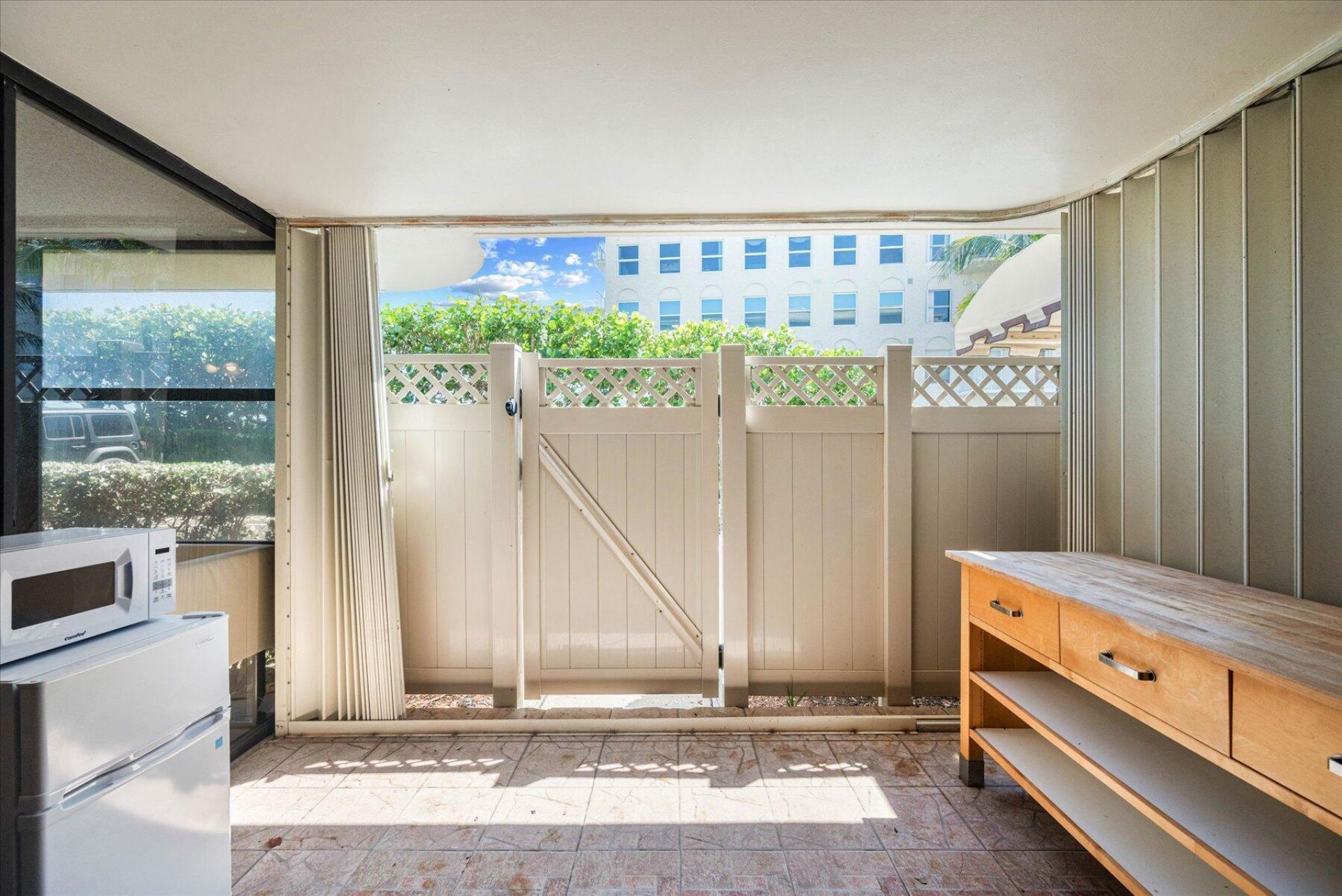 3200 S Ocean Boulevard, Unit A102, Palm Beach, FL 33480 Photo