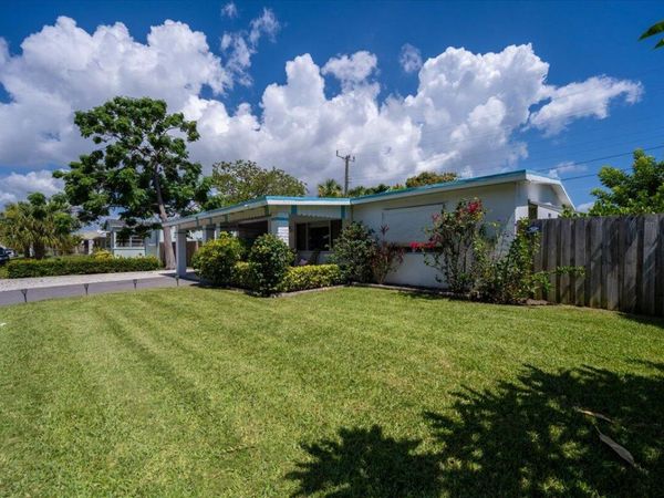 200 E 28th Street, Riviera Beach, FL 33404