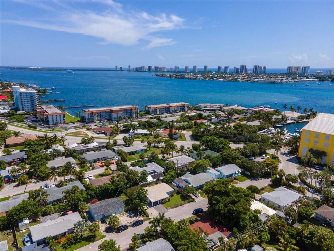 200 E 28th Street, Riviera Beach, FL 33404 Photo