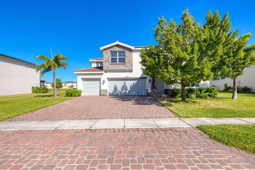 12623 NW Copper Creek Drive, Port Saint Lucie, FL 34986 Photo