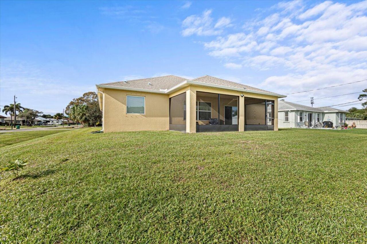 701 NE Perch Lane, Port Saint Lucie, FL 34983 Photo