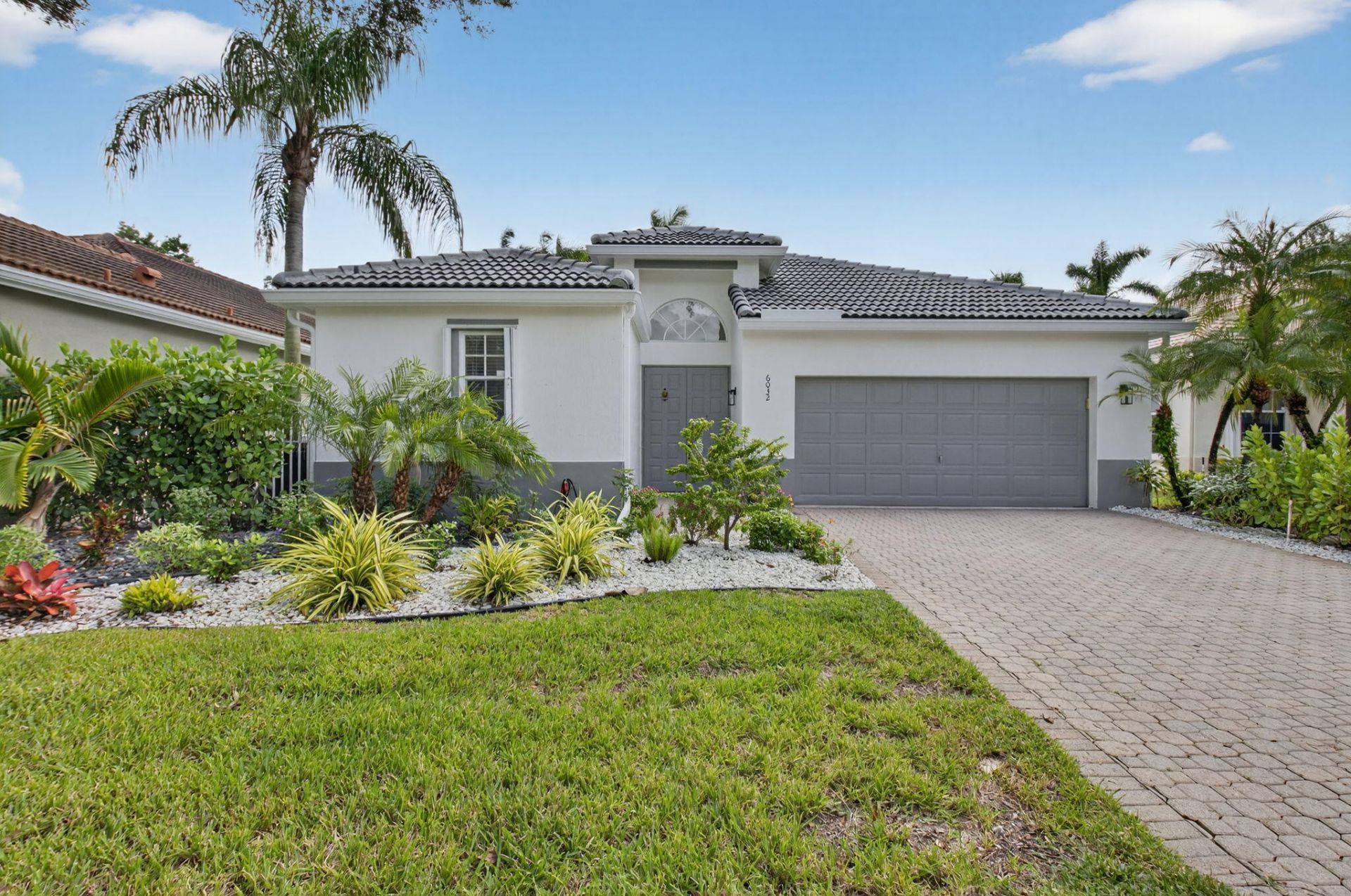 6032 Rossmoor Lakes Court, Boynton Beach, FL 33437 Main Photo