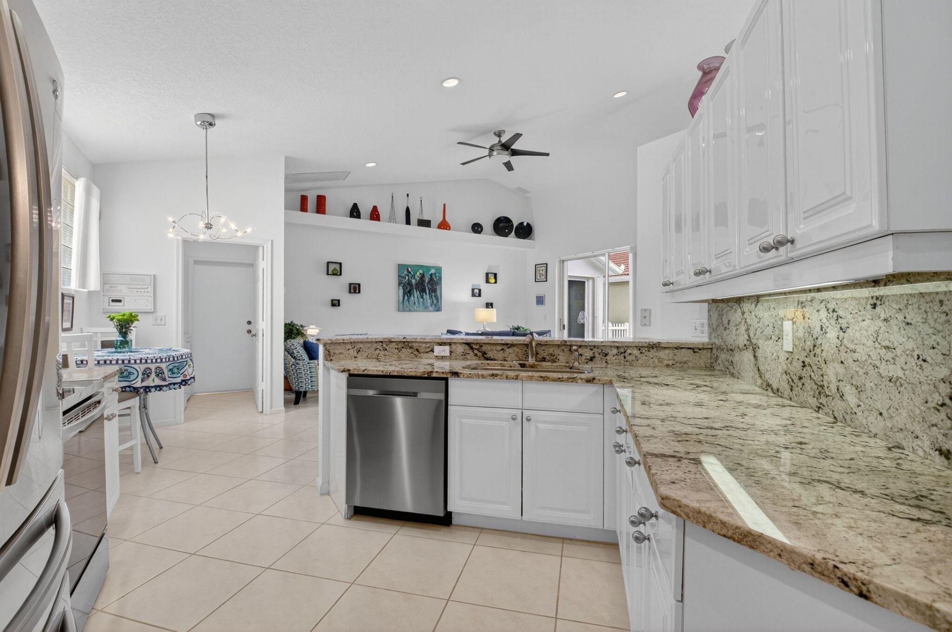 6032 Rossmoor Lakes Court, Boynton Beach, FL 33437 Photo