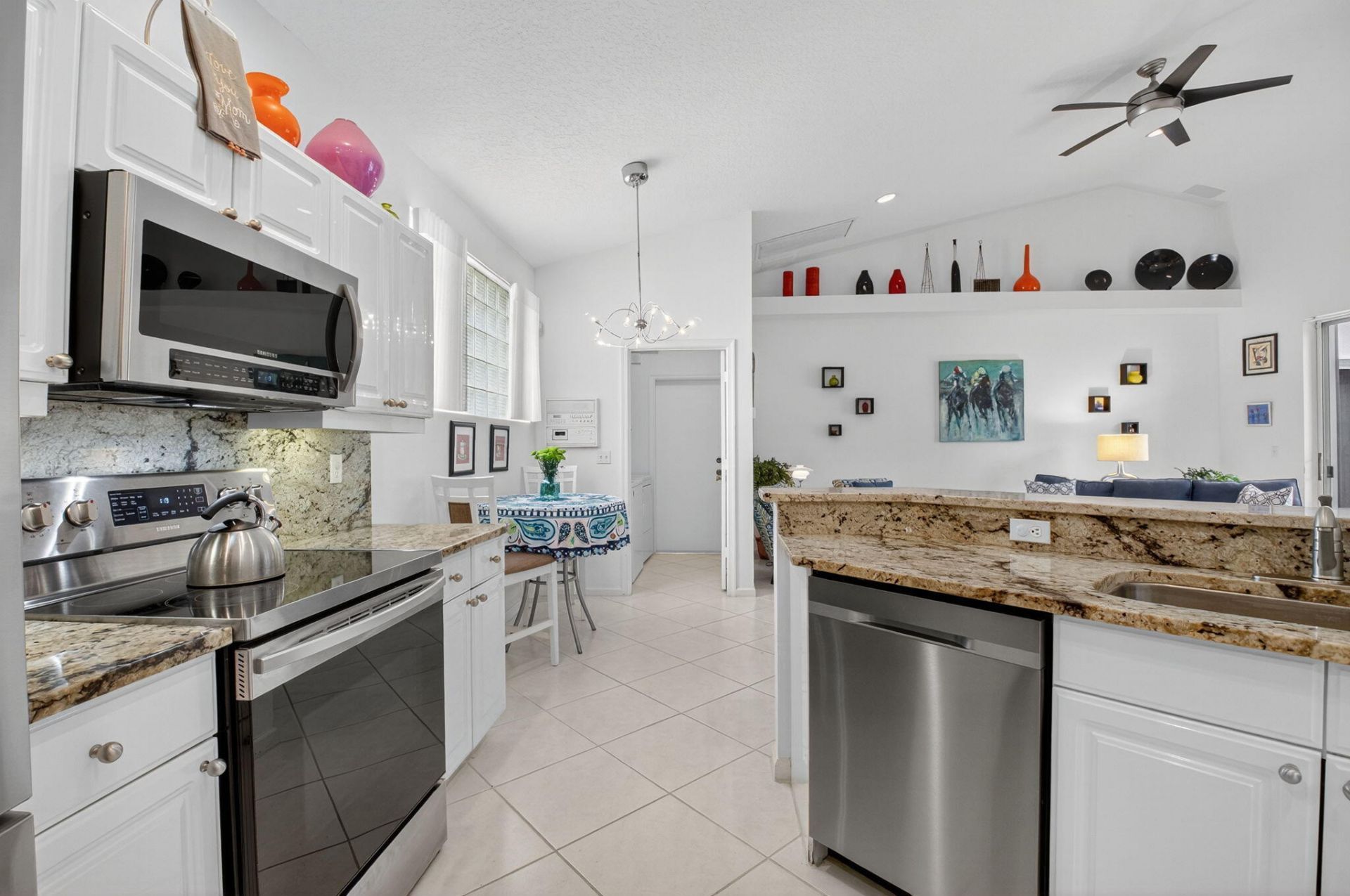6032 Rossmoor Lakes Court, Boynton Beach, FL 33437 Photo