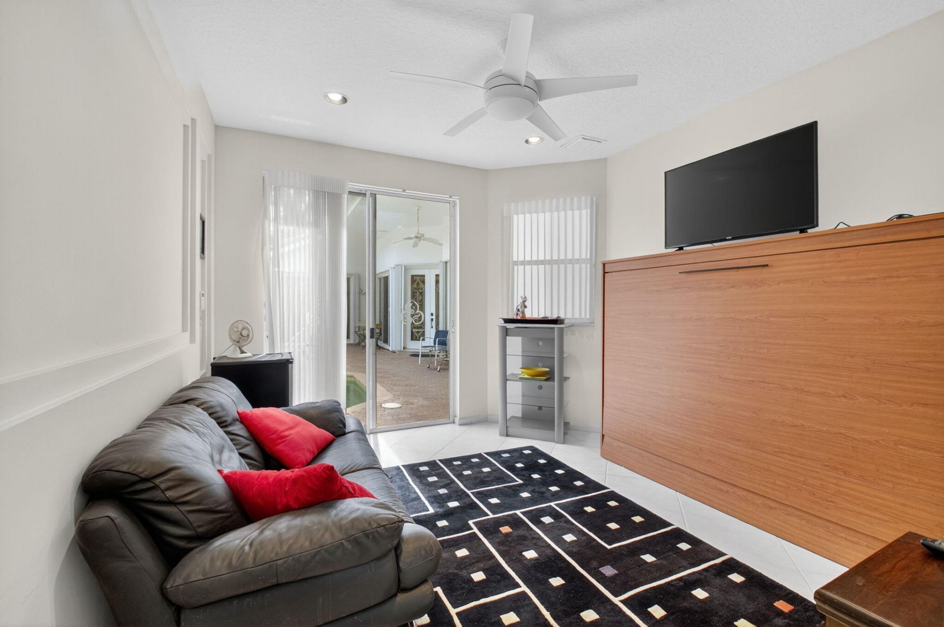 6032 Rossmoor Lakes Court, Boynton Beach, FL 33437 Photo