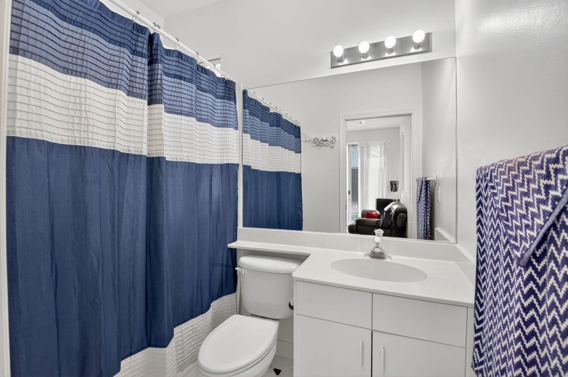 6032 Rossmoor Lakes Court, Boynton Beach, FL 33437 Photo