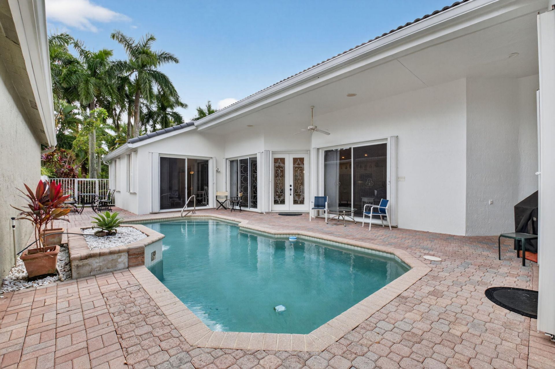 6032 Rossmoor Lakes Court, Boynton Beach, FL 33437 Photo