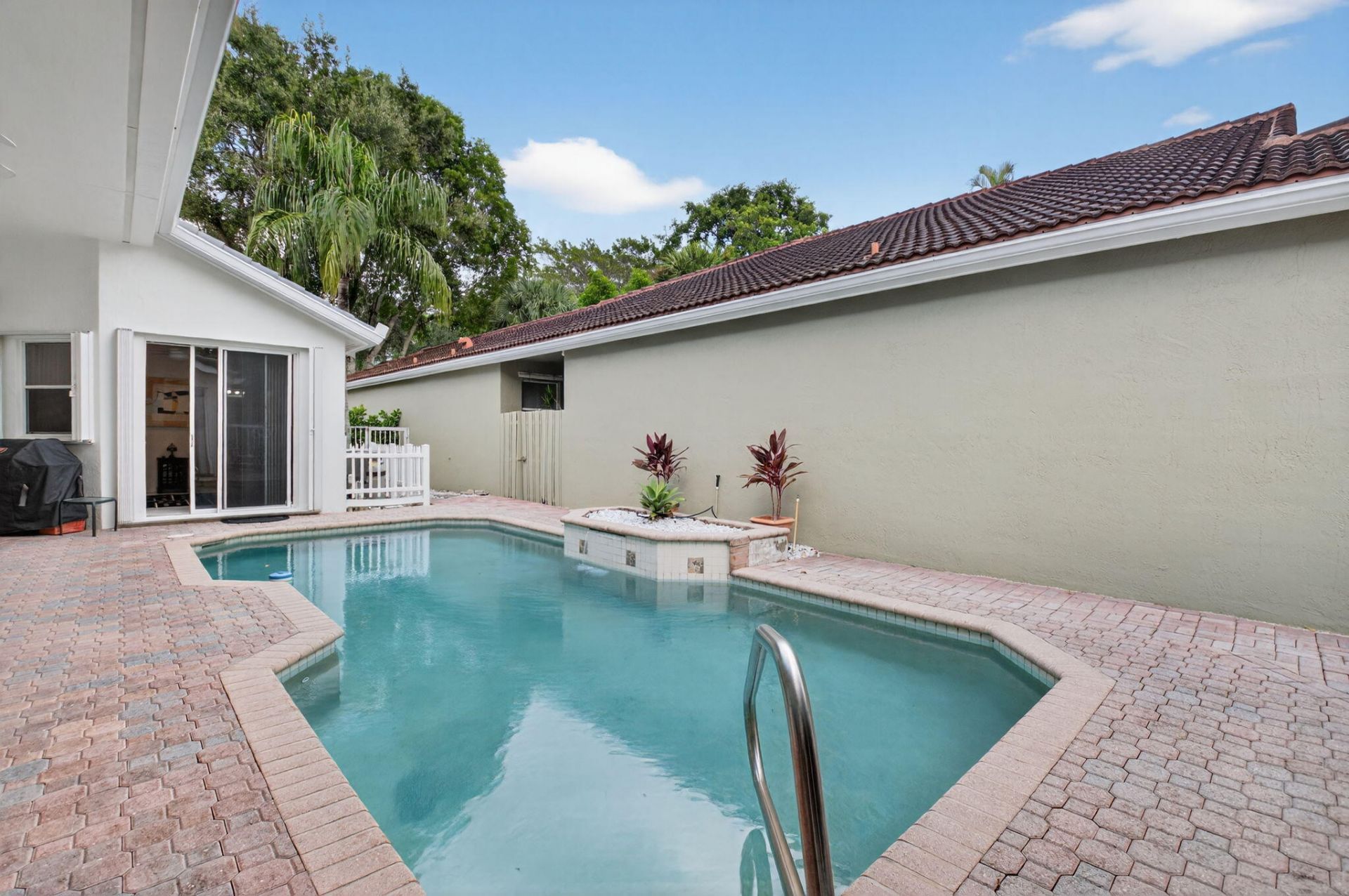 6032 Rossmoor Lakes Court, Boynton Beach, FL 33437 Photo