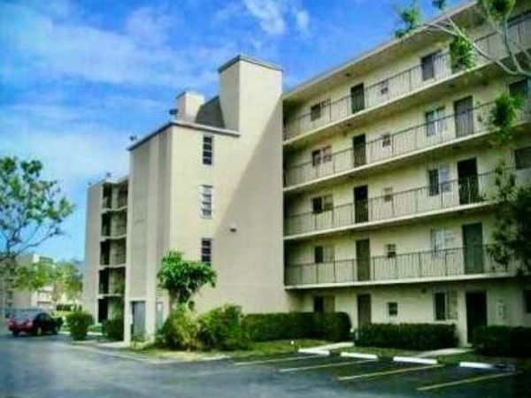 8730 N Sherman Cir, Unit 507, Miramar, FL 33025