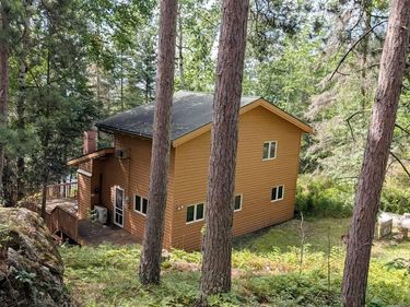 8884 Raps Road, Cook, MN 55723