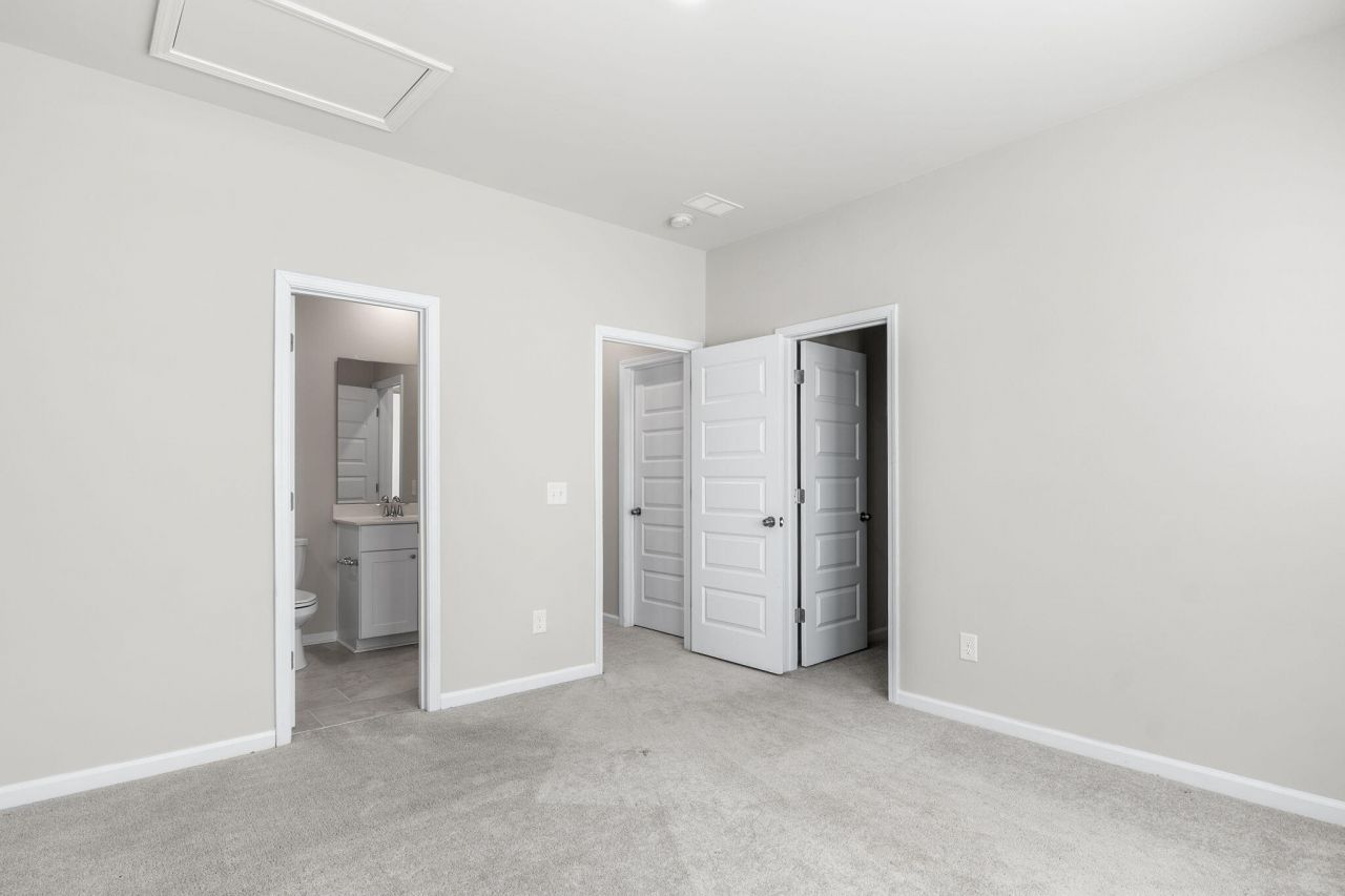 222 Woodland Oak Way Photo 34