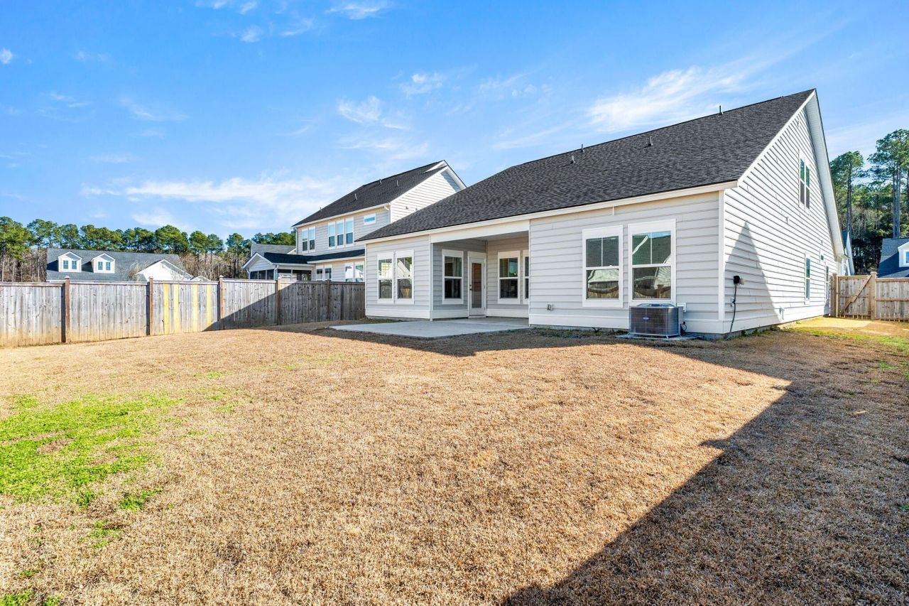 222 Woodland Oak Way Photo 38