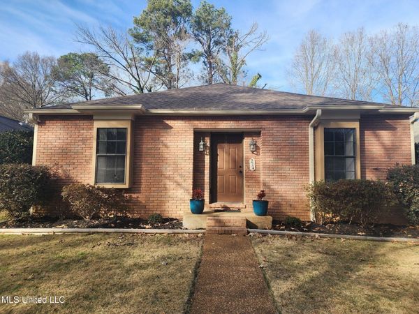 214 Circle Gate Drive, Senatobia, MS 38668