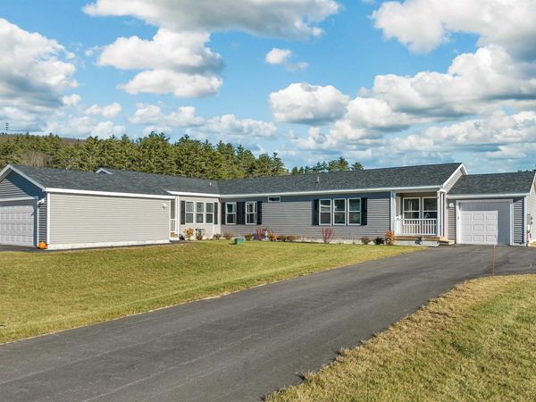 18-B Wildflower Lane, Unit 208-97-8-2, Plymouth, NH 03264