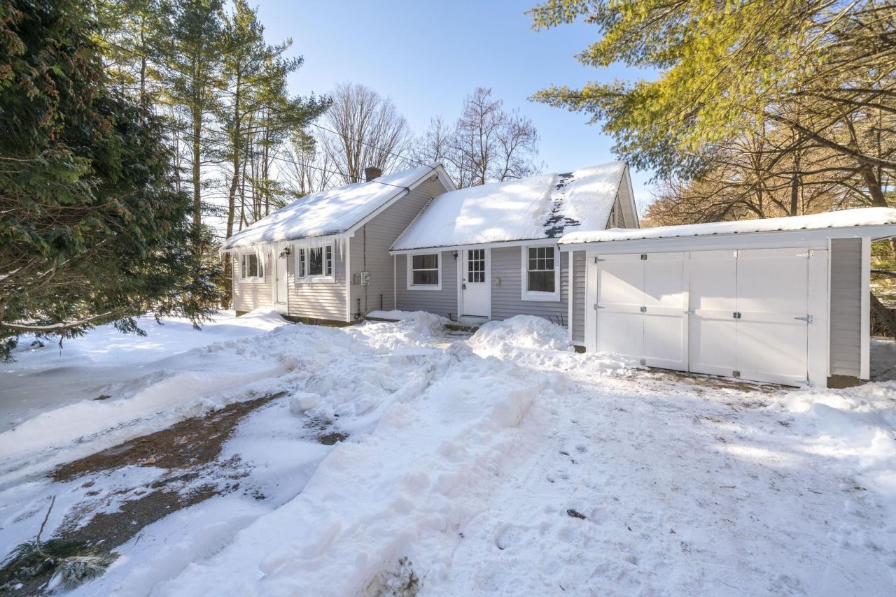 73 Plain Road, Hinsdale, NH 03451 Main Photo