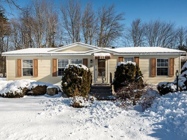 20 Seneca Street, Rochester, NH 03867