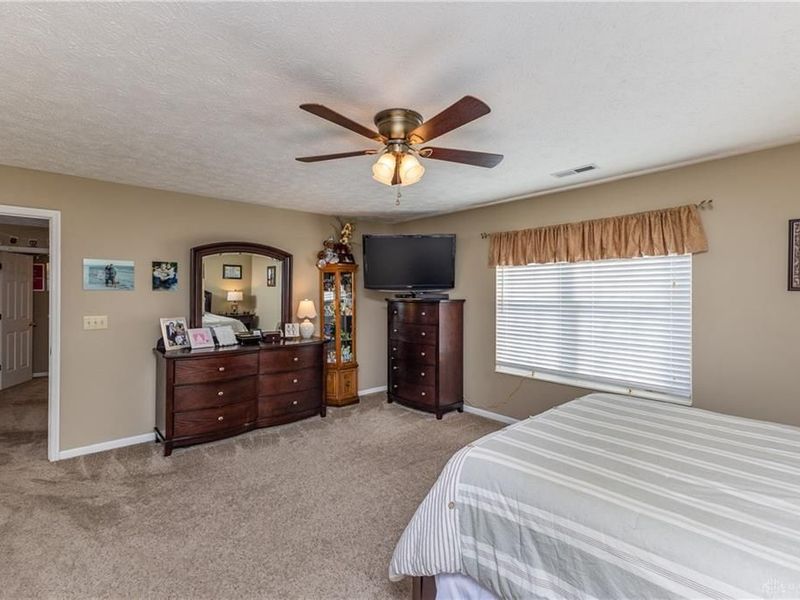 320 Sagebrush Drive, Englewood, OH 45315 Photo 22