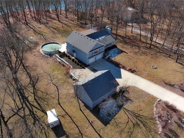 7409 E 229th Street, Peculiar, MO 64078