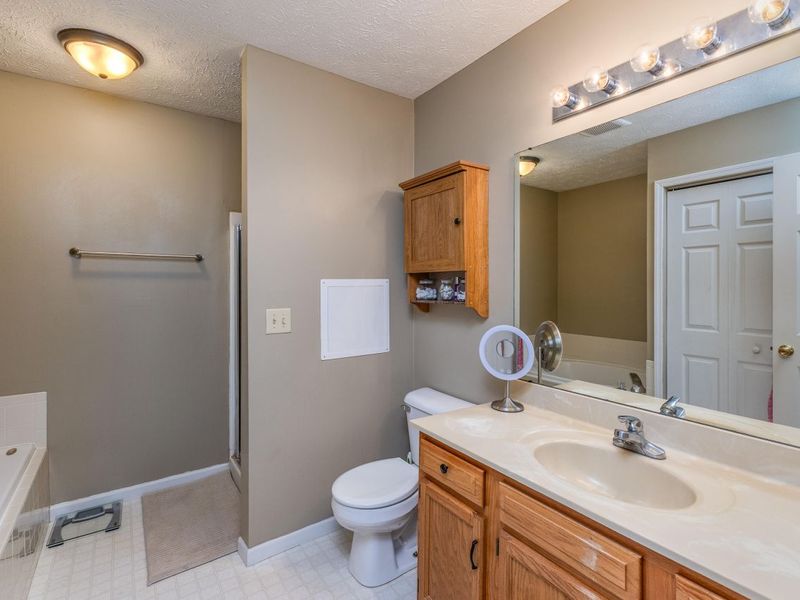 320 Sagebrush Drive, Englewood, OH 45322 Photo 22