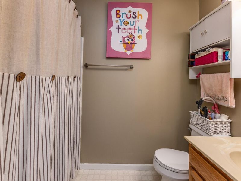 320 Sagebrush Drive, Englewood, OH 45322 Photo 26