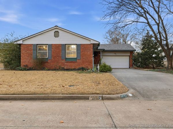 1532 E 59th Place, Tulsa, OK 74105