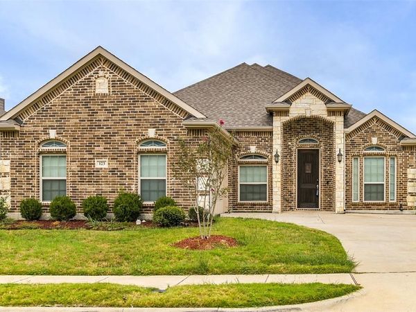 123 Quail Run Road, Red Oak, TX 75154