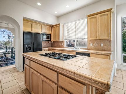 634 Lakecrest Dr, El Dorado Hills, CA 95762 Photo