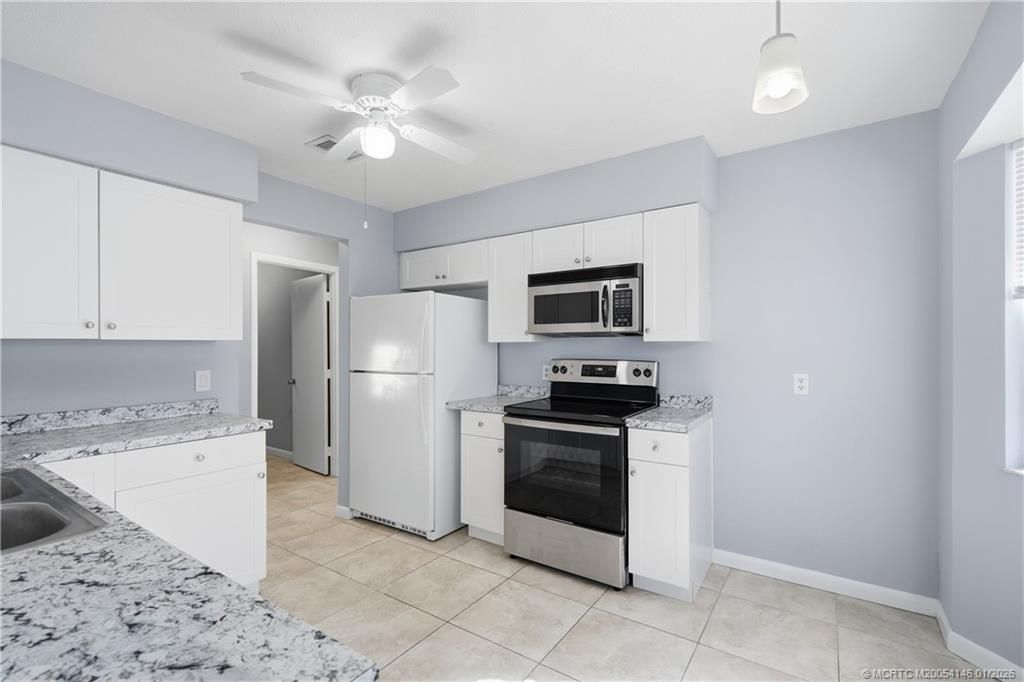 1074 SW Jennifer Terrace, Port Saint Lucie, FL 34953 Photo