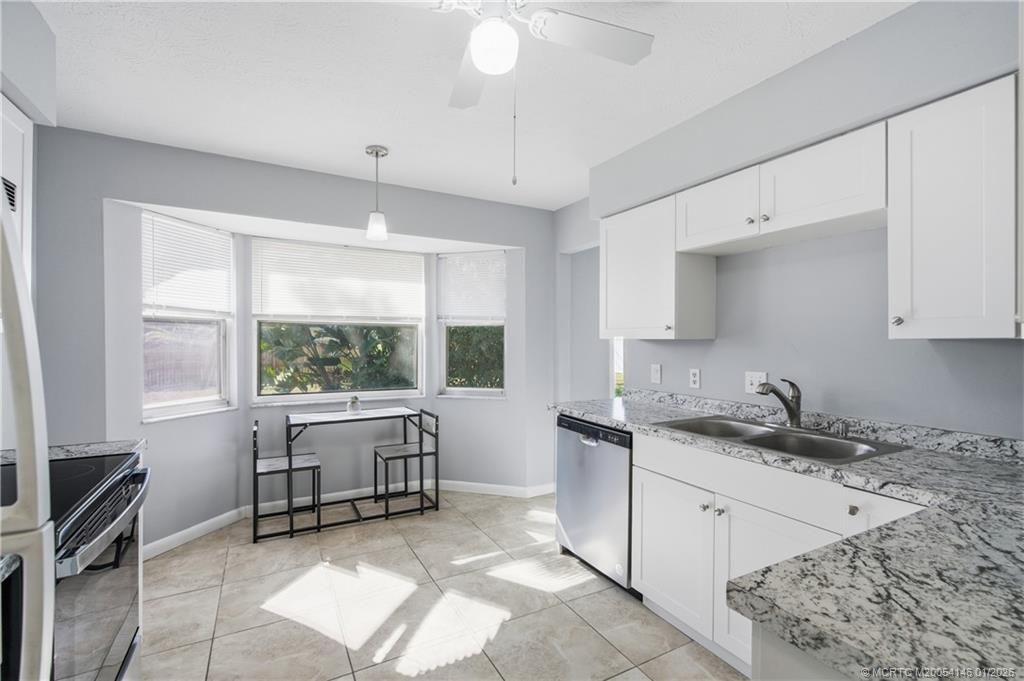 1074 SW Jennifer Terrace, Port Saint Lucie, FL 34953 Photo