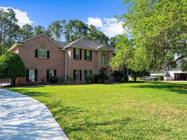 425 OAK POND Drive, Jacksonville, FL 32259