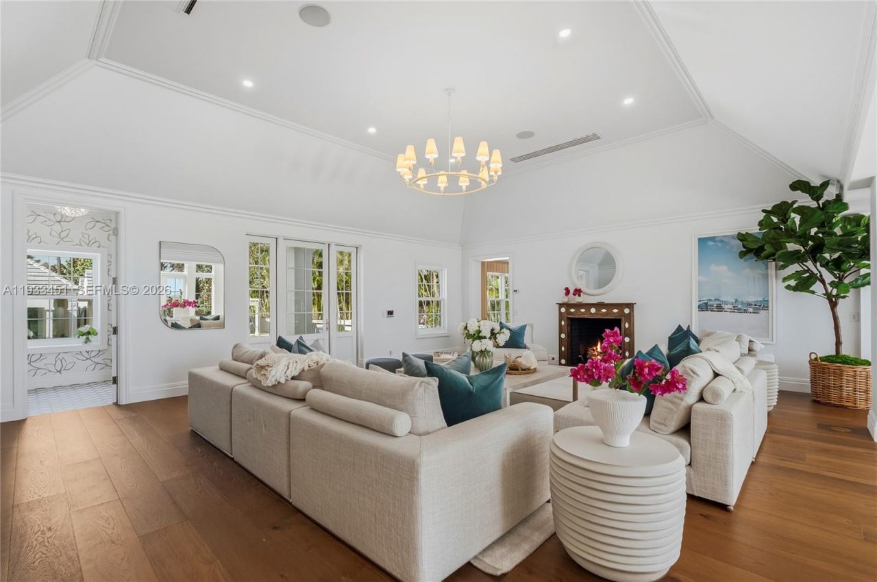 43 N Beach Rd, Jupiter Island, FL 33455 Photo