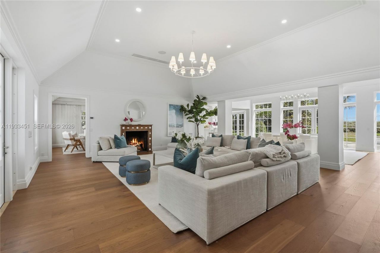 43 N Beach Rd, Jupiter Island, FL 33455 Photo