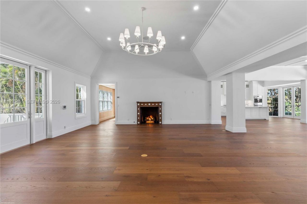 43 N Beach Rd, Jupiter Island, FL 33455 Photo