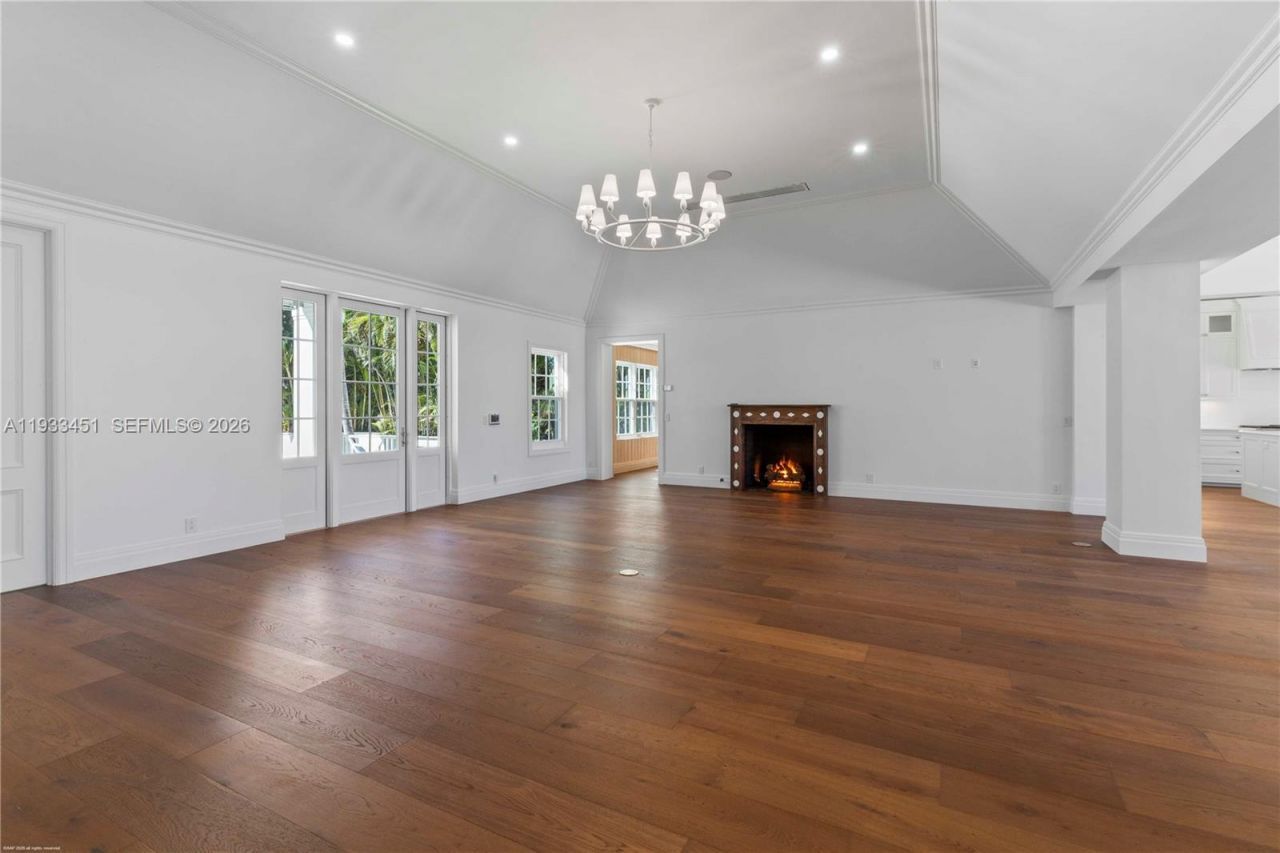 43 N Beach Rd, Jupiter Island, FL 33455 Photo